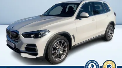 Bianco pastello Usata 2022 BMW X5 xLine SUV | 45.000 € (Super prezzo)