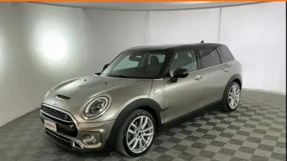 Käytetty Mini Clubman 192 HP (141 kW) 2016 Harmaa Farmari