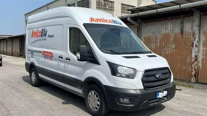 Bianco pastello Usata 2022 Ford Transit Trend Tre volumi | 16.900 € (Super prezzo)