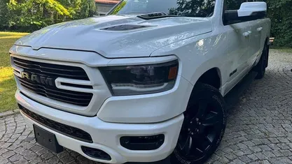 Usata RAM 1500 394 CV (289 kW) 2025 Pick-up