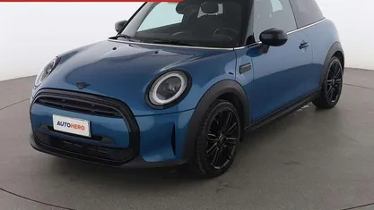 Usata Mini Cooper Essential 136 CV (100 kW) 2023 Blu Utilitaria