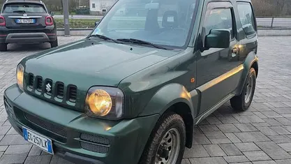 Usata Suzuki Jimny 84 CV (61 kW) 2011 SUV