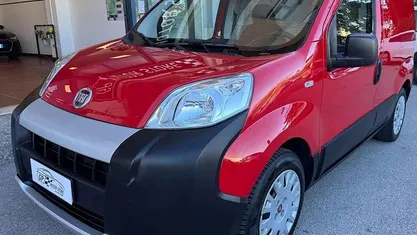 Rosso Usata 2016 Fiat Fiorino Monovolume | 6850 € (Ottimo prezzo)