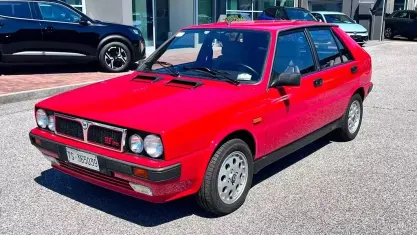 Usata Lancia Delta 166 CV (122 kW) 1987 Rosso Utilitaria