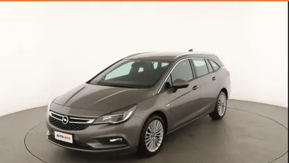 Usata Opel Astra Innovation 105 CV (77 kW) 2017 Grigio Station wagon