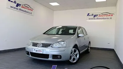 Usata 2008 VW Golf Tre volumi | 3000 € (Ottimo prezzo)