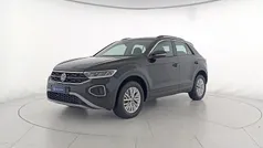 Deep black perlato Usata 2025 VW T-Roc Life SUV | 27.900 € (Ottimo prezzo)