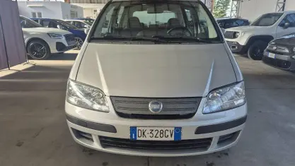 Usata Fiat Idea 80 CV (58 kW) 2007 Grigio Monovolume
