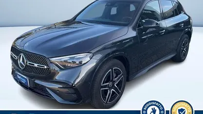 Grigio metallizzato Usata 2023 Mercedes GLC220 Advanced Tre volumi | 48.300 € (Ottimo prezzo)