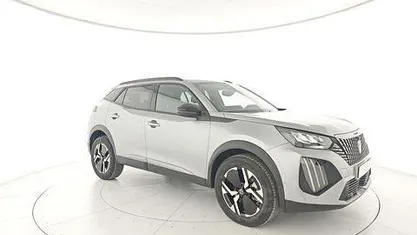 Usata Peugeot 2008 Allure 145 CV (106 kW) 2025 Gray SUV