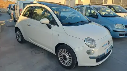 Usata Fiat 500 Lounge 69 CV (50 kW) 2010 Bianco Utilitaria