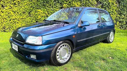 Usata Renault Clio 137 CV (100 kW) 1991 Utilitaria