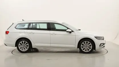 Usata VW Passat Business 150 CV (110 kW) 2021 Biancobianco Station wagon