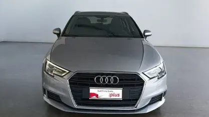 Usata Audi A3 Sport 116 CV (85 kW) 2017 Argento Utilitaria