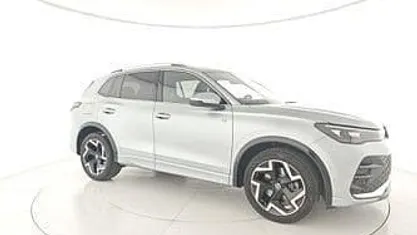 Usata VW Tiguan R-line 200 CV (147 kW) 2023 Argento SUV