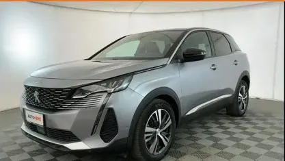 Usata Peugeot 3008 Allure 131 CV (96 kW) 2023 Grigio SUV
