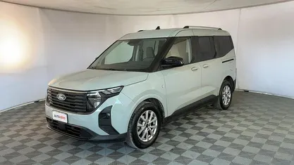 Usata Ford Tourneo Courier Titanium 125 CV (91 kW) 2024 Grigio Monovolume