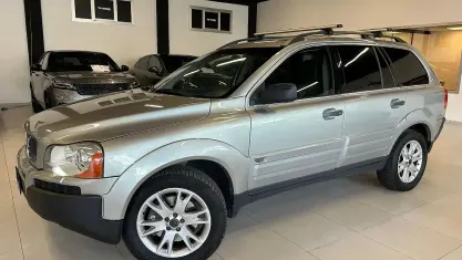 Usata Volvo XC90 Executive 163 CV (119 kW) 2004 Grigio SUV