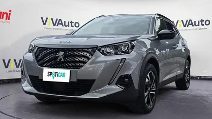 Usata Peugeot 2008 Allure 110 CV (80 kW) 2022 SUV