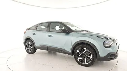Occasion Citroën C4 Feel 131 ch (96 kW) 2023 Vert Berline