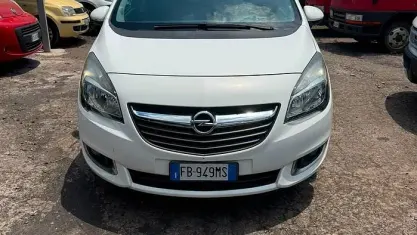 Usata Opel Meriva Cosmo 120 CV (88 kW) 2016 Bianco Monovolume