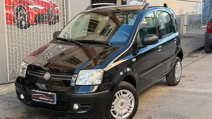 Nero Usata 2010 Fiat Panda Dynamic Tre volumi | 3990 € (Buon prezzo)