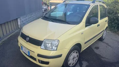 Usata Fiat Panda 69 CV (50 kW) 2011 Giallo Utilitaria