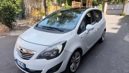 Usata Opel Meriva 110 CV (80 kW) 2011 Bianco Monovolume