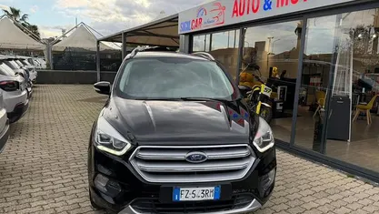Usata Ford Kuga 120 CV (88 kW) 2019 SUV