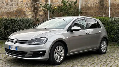 Grigio Usata 2015 VW Golf Highline Tre volumi | 9000 € (Super prezzo)