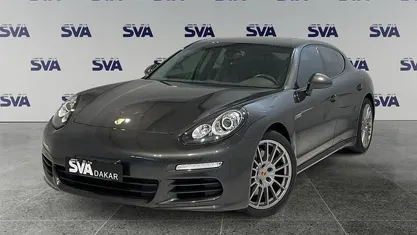 Nero Usata 2016 Porsche Panamera Edition Tre volumi | 36.900 € (Super prezzo)
