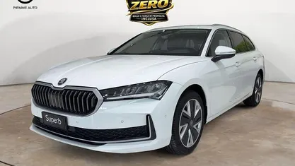 Nuova Skoda Superb Selection 150 CV (110 kW) 2026 Bianco Station wagon