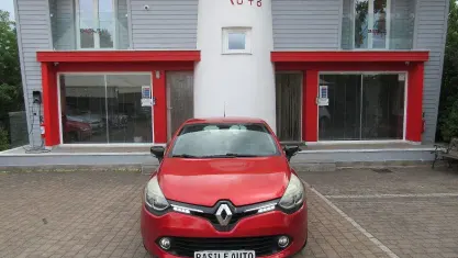 Usata Renault Clio IV 90 CV (66 kW) 2016 Bordeaux Berlina
