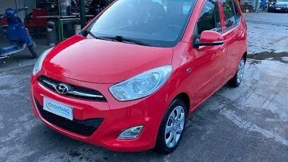 Usata Hyundai i10 69 CV (50 kW) 2011 Rosso Utilitaria