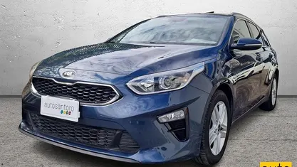 Usata Kia Ceed 115 CV (84 kW) 2019 Blu Utilitaria