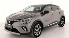 Grigio Usata 2022 Renault Captur Intens SUV | 18.900 € (Buon prezzo)