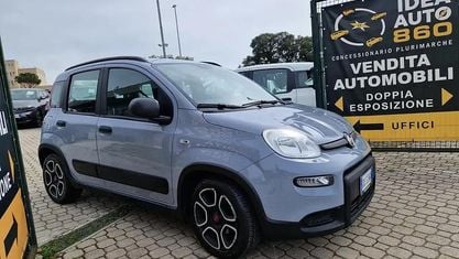 Begagnad Fiat Panda City Life 69 HK (50 kW) 2022 Grå Halvkombi