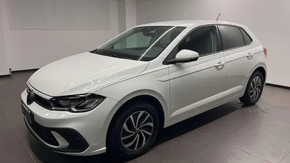 Bianco Usata 2024 VW Polo Life Tre volumi | 19.800 € (Buon prezzo)