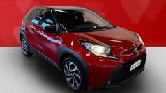 Chilli red black Usata 2023 Toyota Aygo Trend Due volumi | 15.990 € (Buon prezzo)