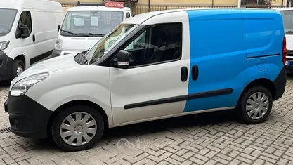 Usata Opel Combo 105 CV (77 kW) 2017 Bianco Monovolume