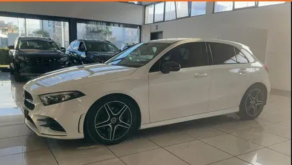 Usata Mercedes A180 Premium 116 CV (85 kW) 2019 Bianco Berlina
