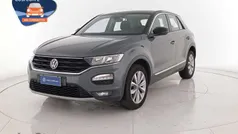 Indium grey metallizzato nero Usata 2021 VW T-Roc Style SUV | 21.500 € (Buon prezzo)