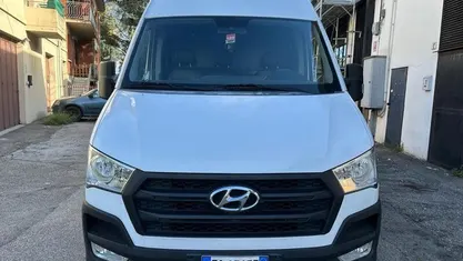 Bianco Usata 2016 Hyundai H 350 Classic Furgone | 9000 € (Buon prezzo)