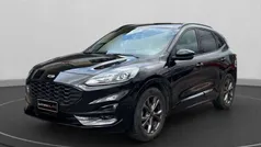 Nero metallizzato Usata 2022 Ford Kuga ST-Line SUV | 22.500 € (Buon prezzo)