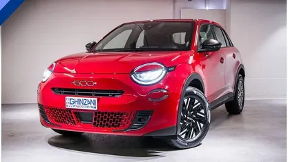 Nuova Fiat 600 Pop 101 CV (74 kW) 2026 Rosso SUV