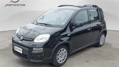 Begagnad Fiat Panda S 70 HK (51 kW) 2024 Svart Halvkombi