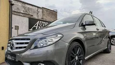 Grigio Usata 2013 Mercedes B180 Executive Monovolume | 7499 € (Buon prezzo)