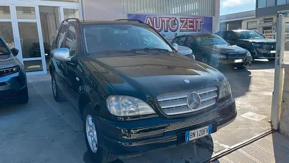 Usata Mercedes ML270 163 CV (119 kW) 2001 SUV
