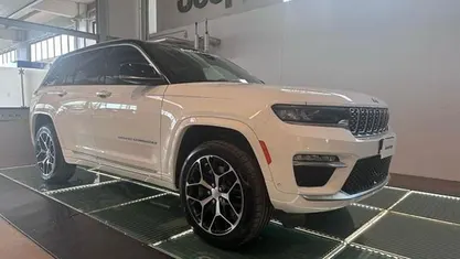 Nuova Jeep Grand Cherokee Summit 272 CV (200 kW) 2025 Bianco SUV