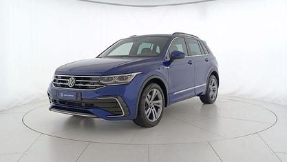 Usata VW Tiguan R-line 150 CV (110 kW) 2022 Lapiz blue metallizzato SUV